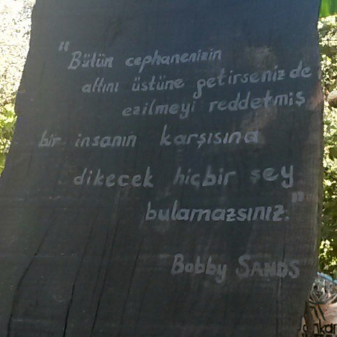 Bobby-Sands Yerdeniz Kamp